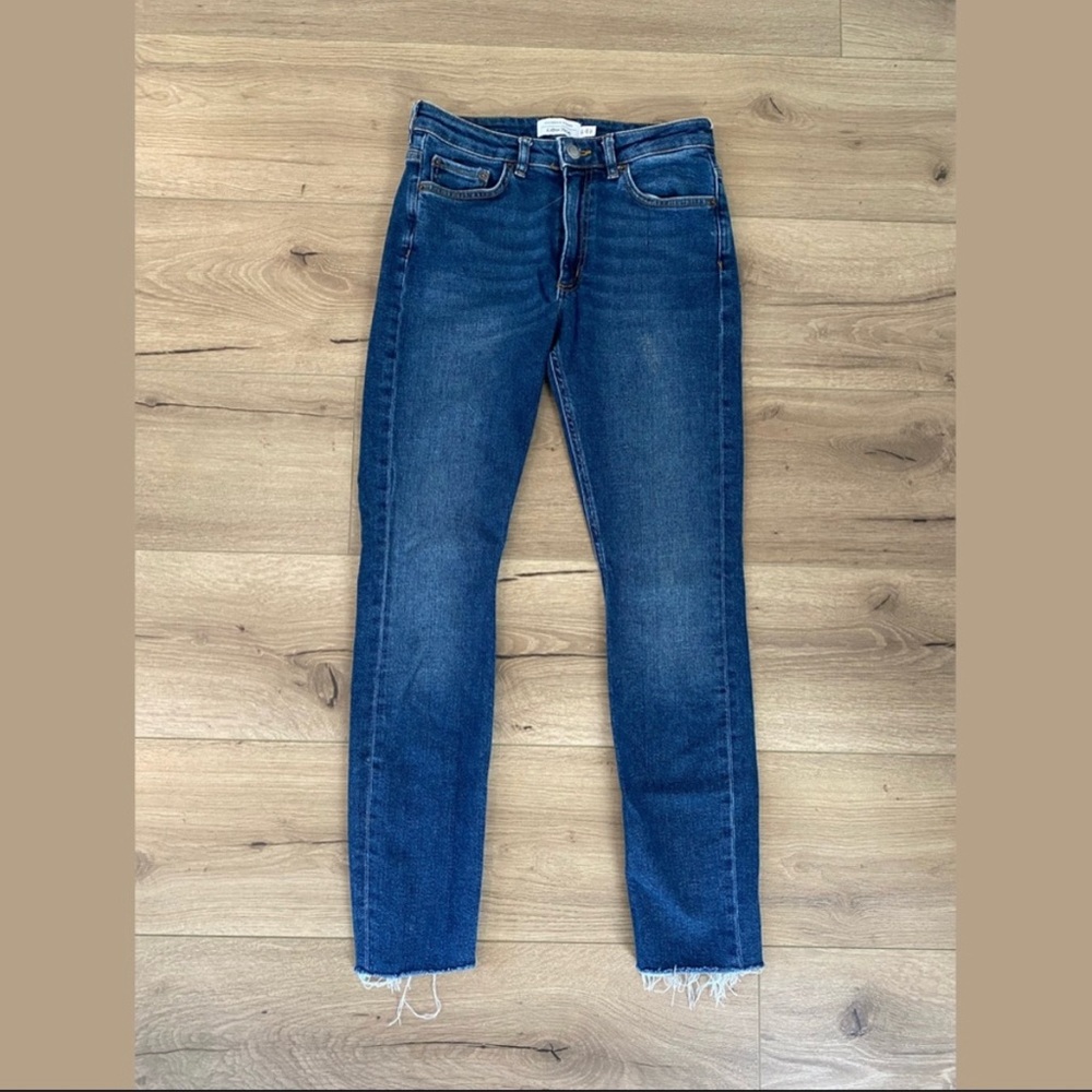 & other stories raw hem jeans